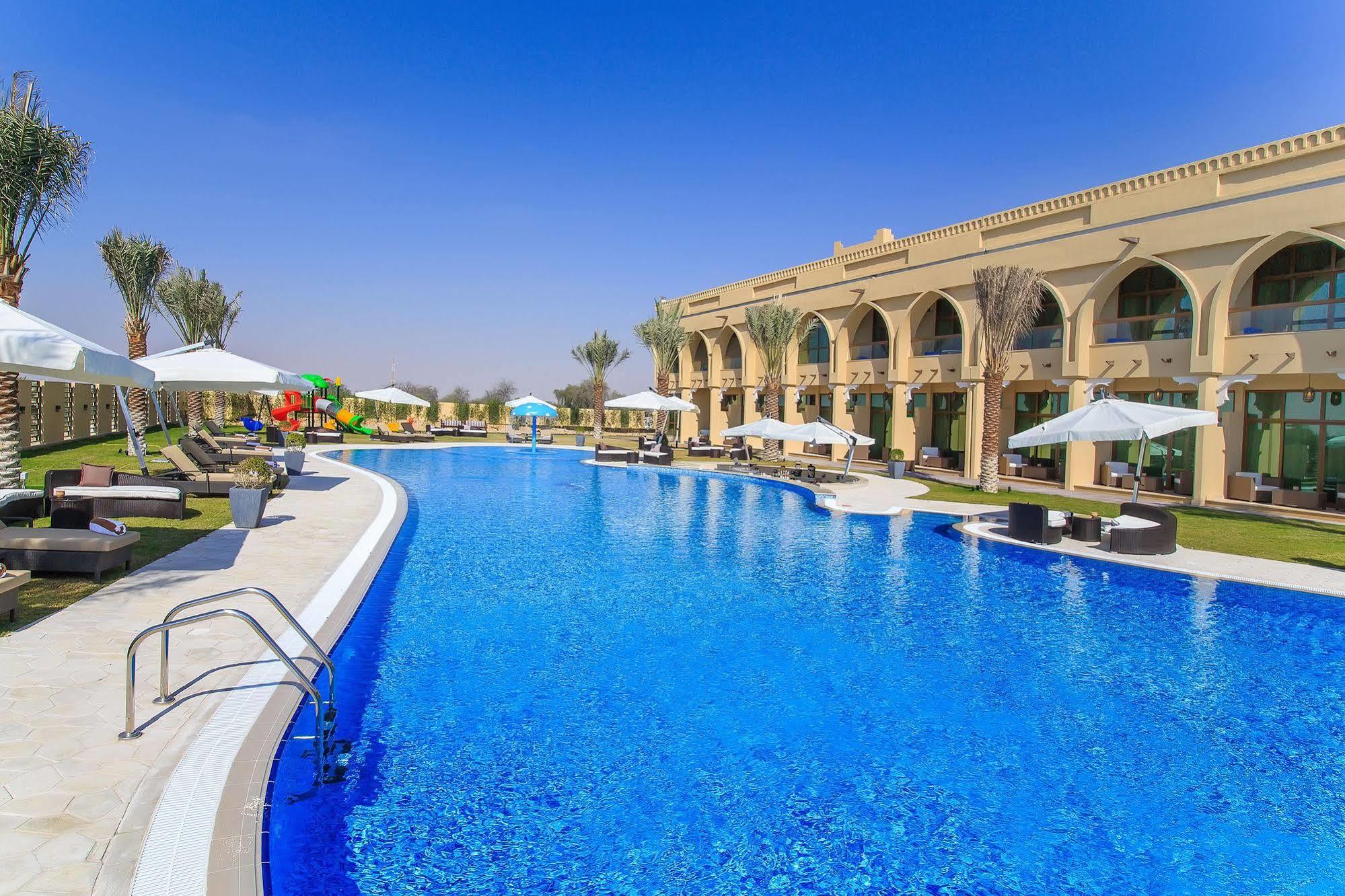 Western Hotel - Madīnat Zāyid Exteriér fotografie